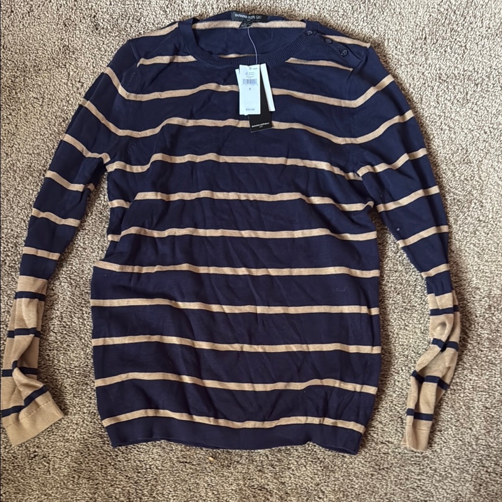 Banana Republic Navy and Tan Buttoned Sweater